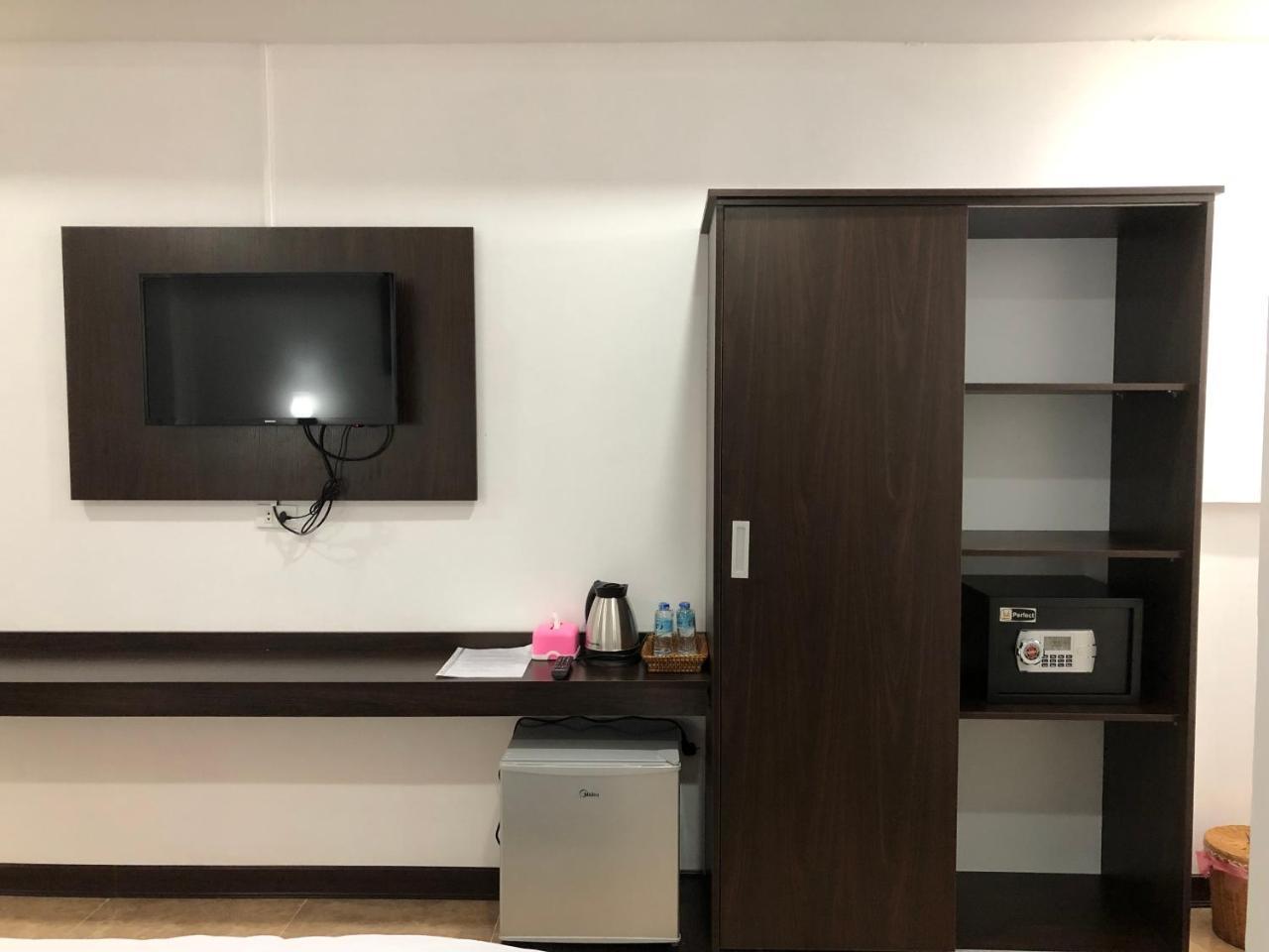 Jasmine Vangvieng Hotel Vang Vieng Εξωτερικό φωτογραφία